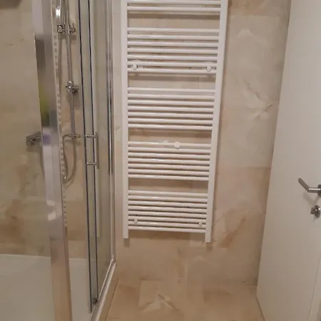 Vila Kompas * Grebaštica