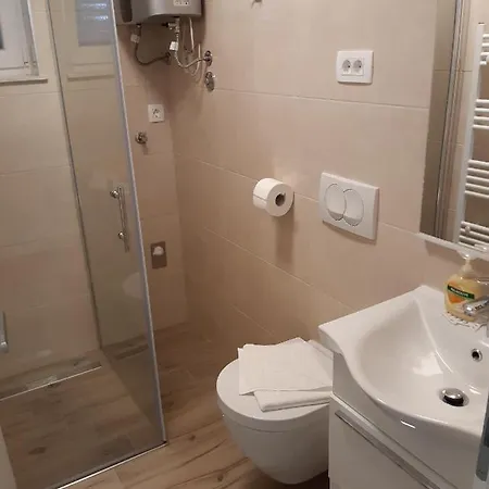 Vila Kompas * Grebaštica