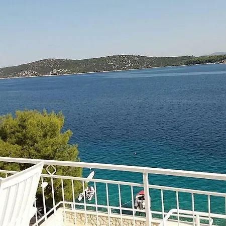 Vila Kompas * Grebaštica